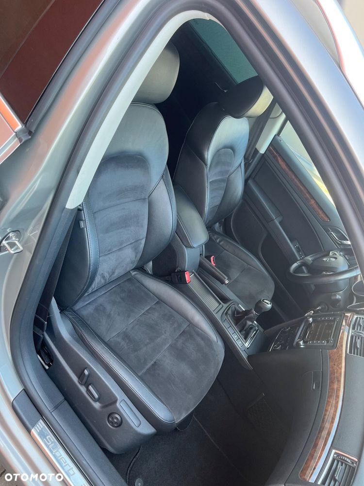 Skoda Superb 2.0 TDI Exclusive - 23
