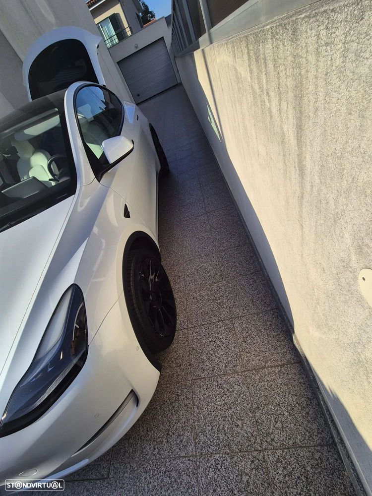 Tesla Model Y Long Range Tração Integral - 8