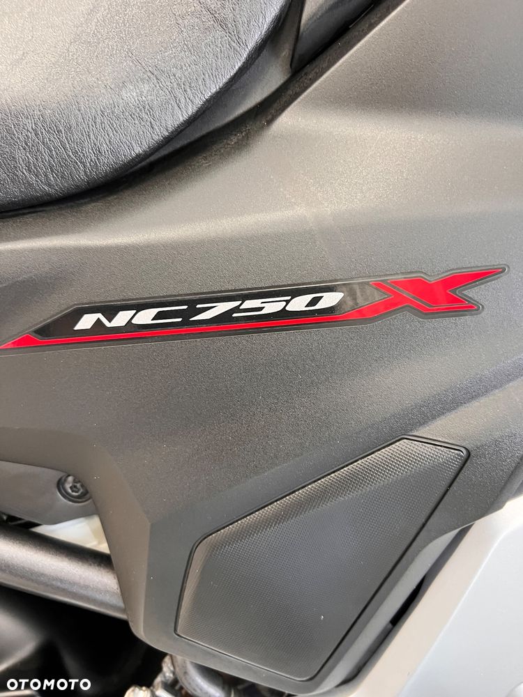 Honda NC - 17