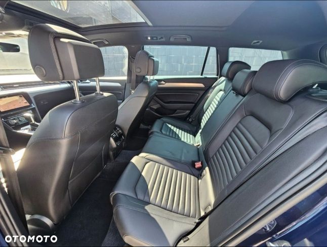 Volkswagen Passat Alltrack 2.0 TDI Bi-Turbo SCR 4Mot DSG - 18
