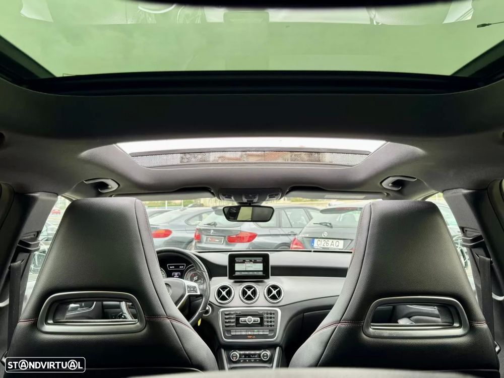 Mercedes-Benz GLA 220 CDI 7G-DCT AMG Line - 11