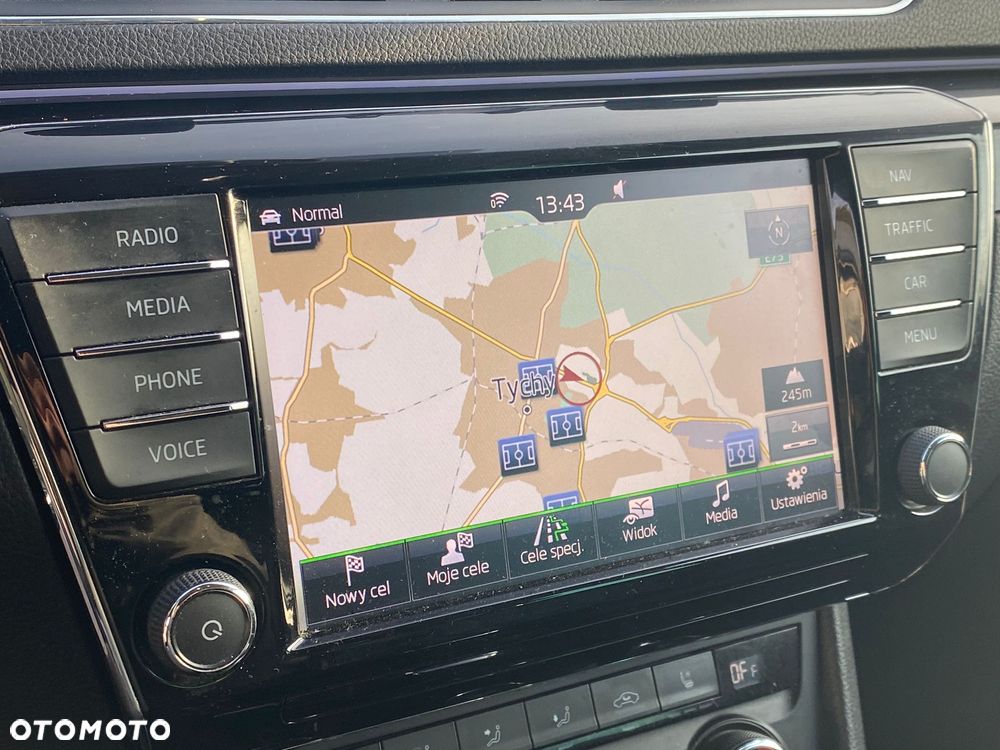 Skoda Superb 2.0 TSI L&K DSG - 24