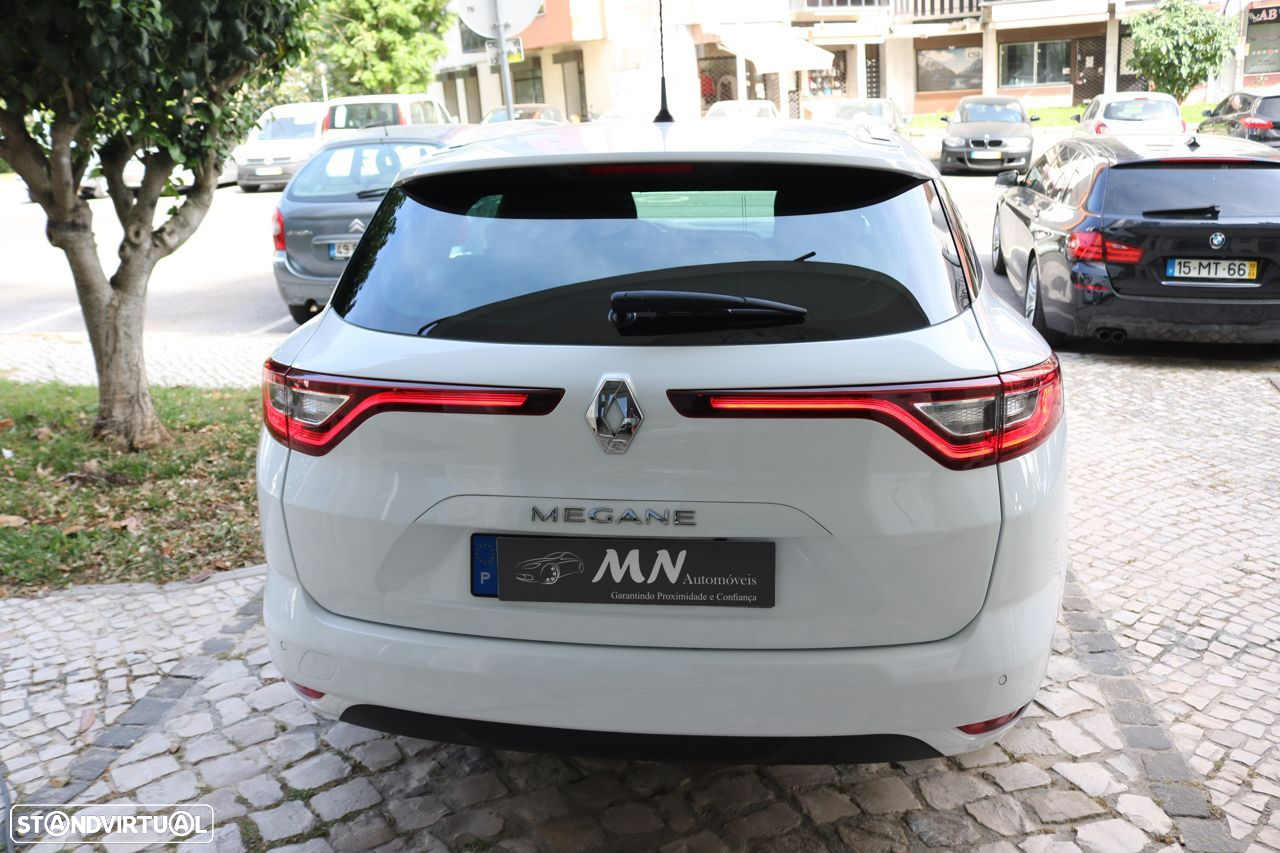 Renault Mégane Sport Tourer 1.5 Blue dCi Zen - 6