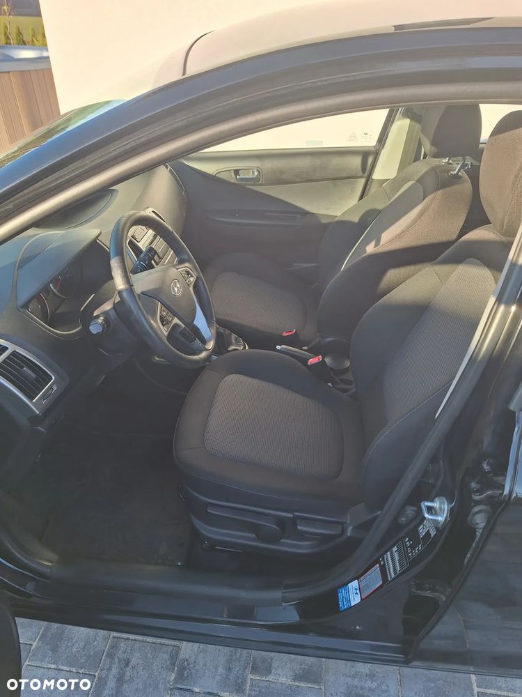Hyundai i20 1.25 Classic + - 7