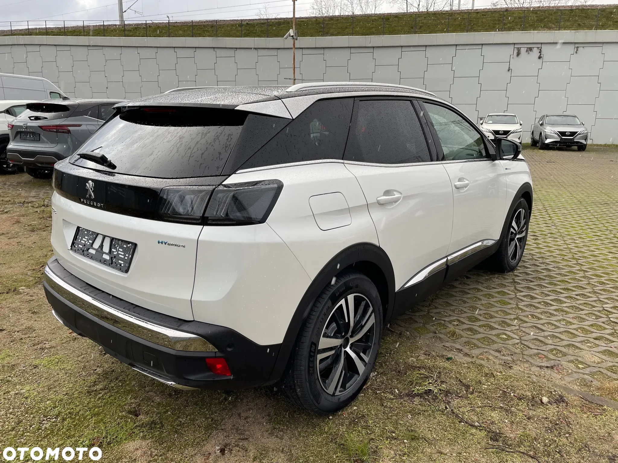 Peugeot 3008 1.6 PureTech Hybrid4 PHEV GT S&S EAT8 - 7