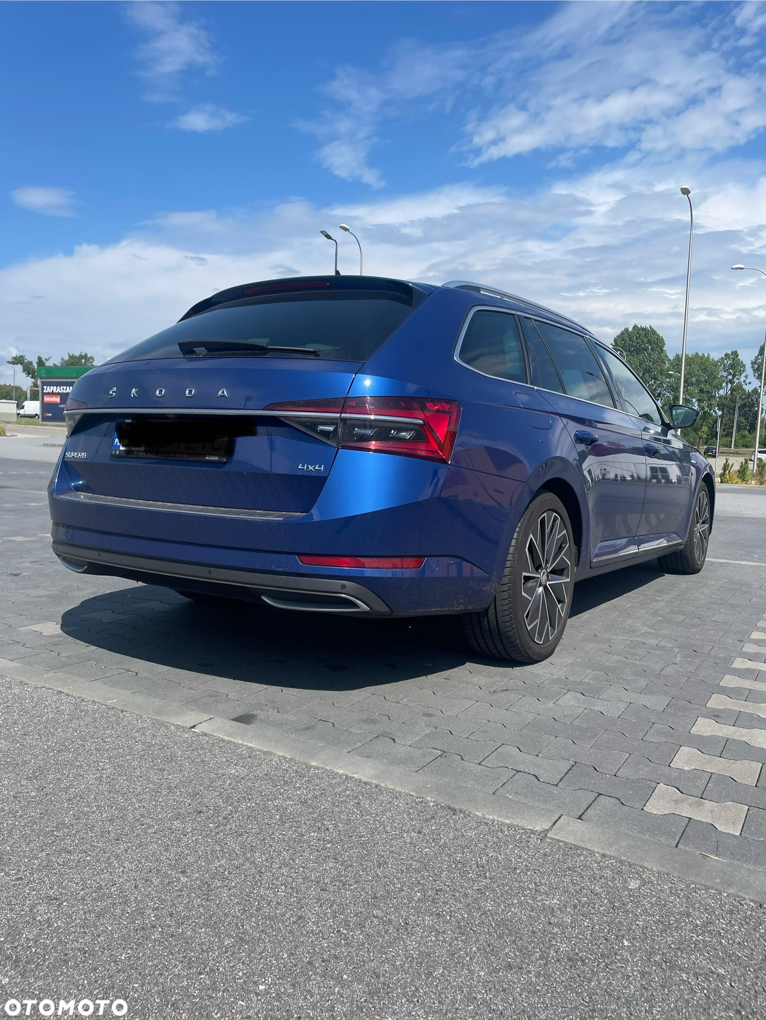 Skoda Superb 2.0 TDI L&K DSG - 4
