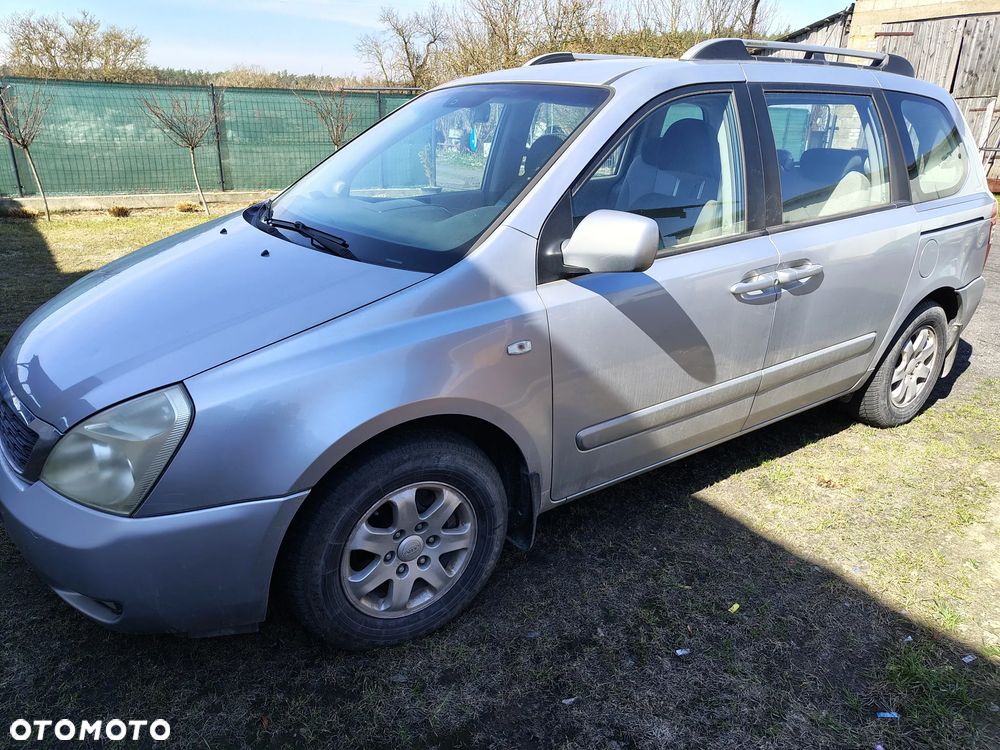 Kia Carnival 2.9 CRDi Tour - 3