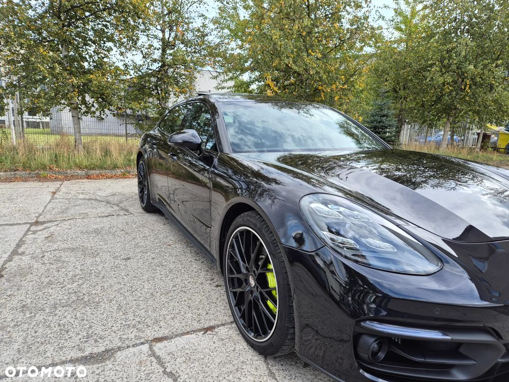 Porsche Panamera - 24