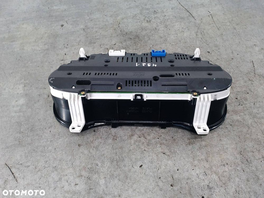 LICZNIK TOYOTA AVENSIS II T25 83800-05530-H  MB257410-9765 DENSO 1.8 16V - 3