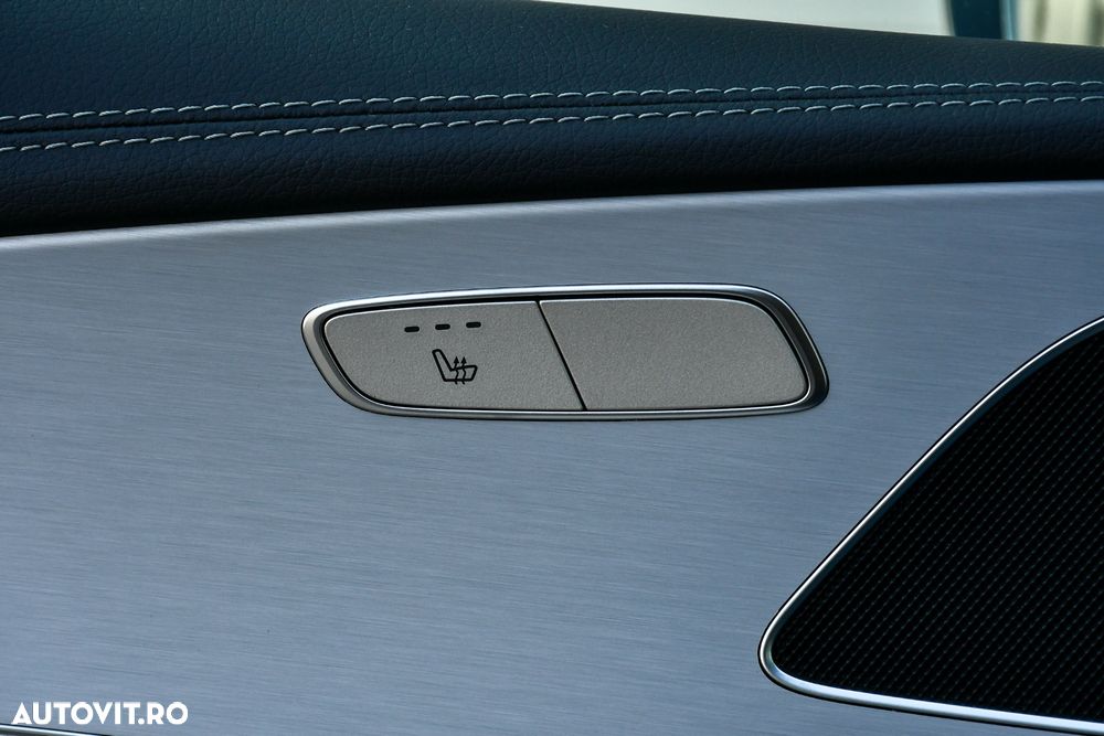 Mercedes-Benz CLS 300 d 4Matic 9G-TRONIC AMG Line - 34