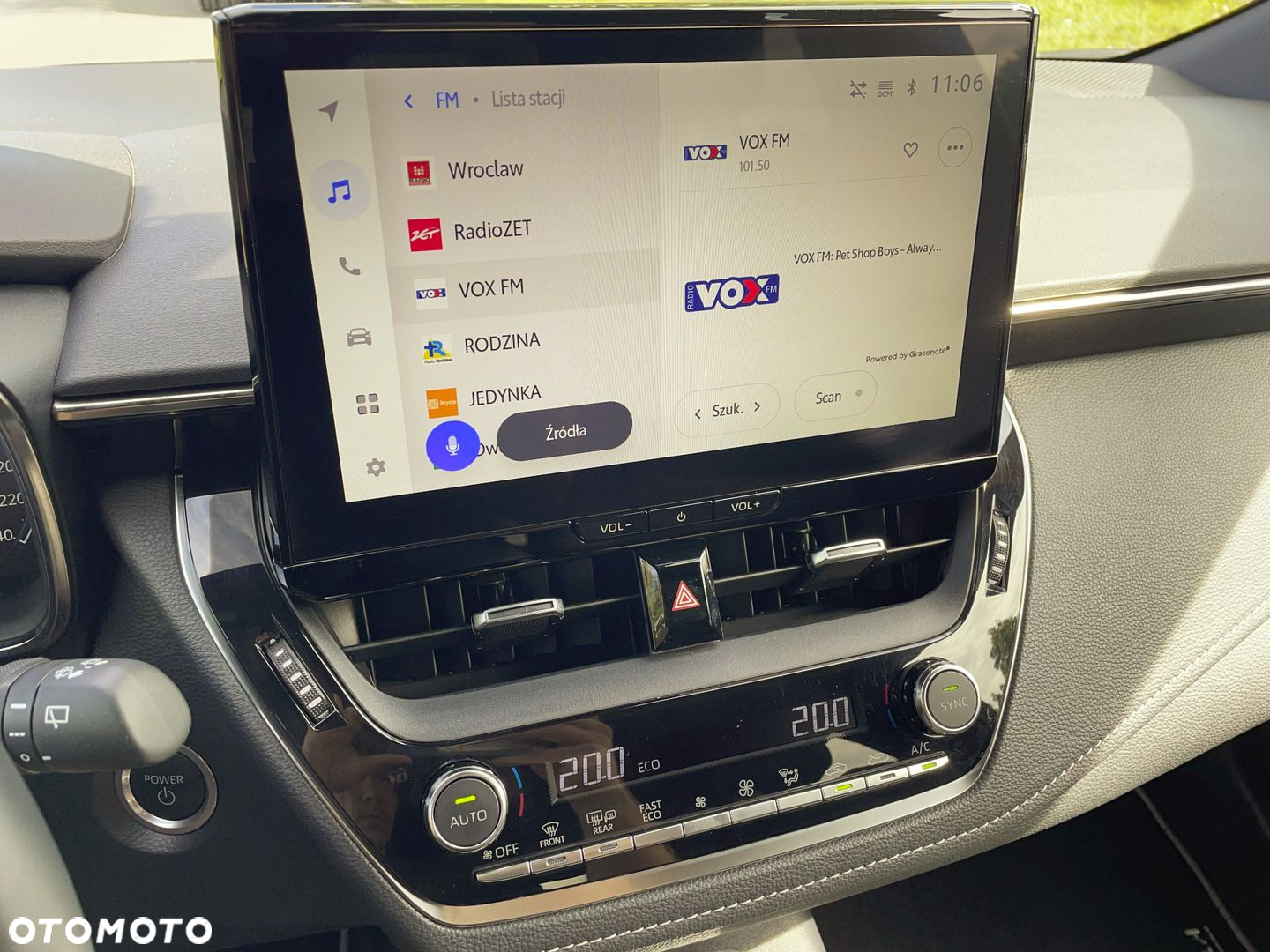 Toyota Corolla 1.8 Hybrid Style - 18