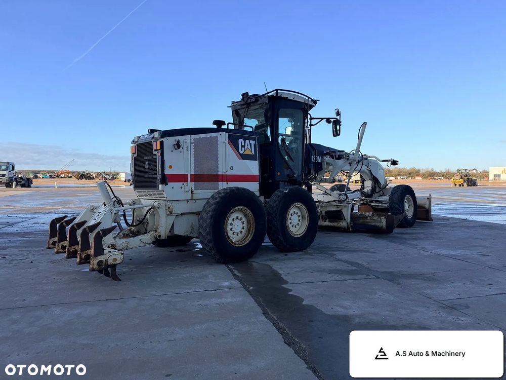 Caterpillar 120M - 2