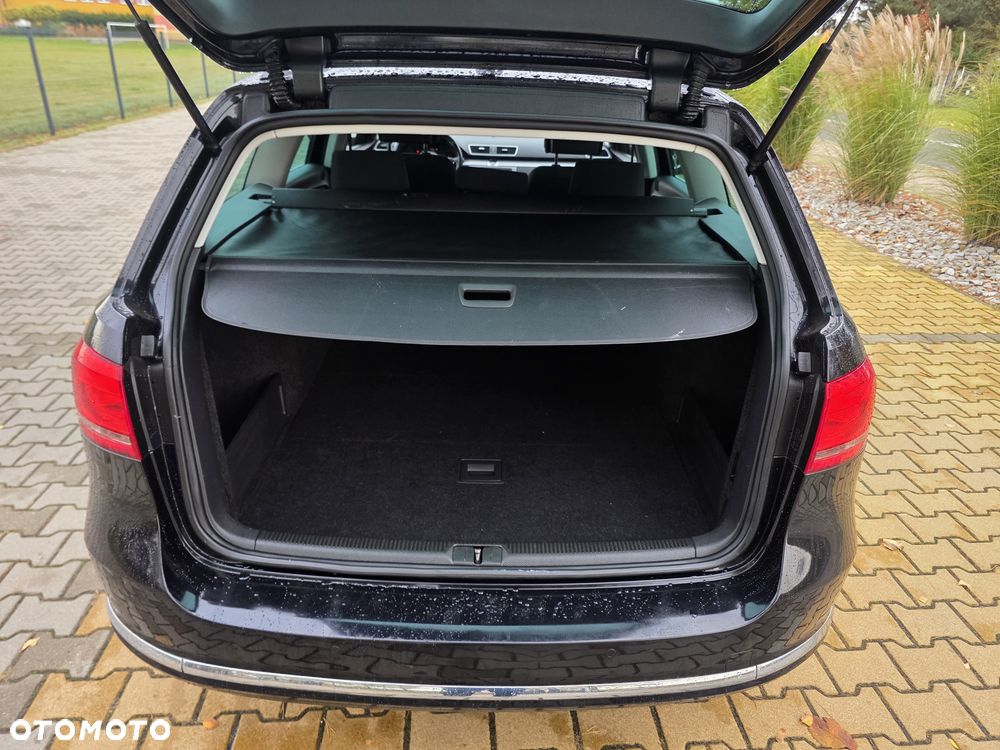 Volkswagen Passat - 10