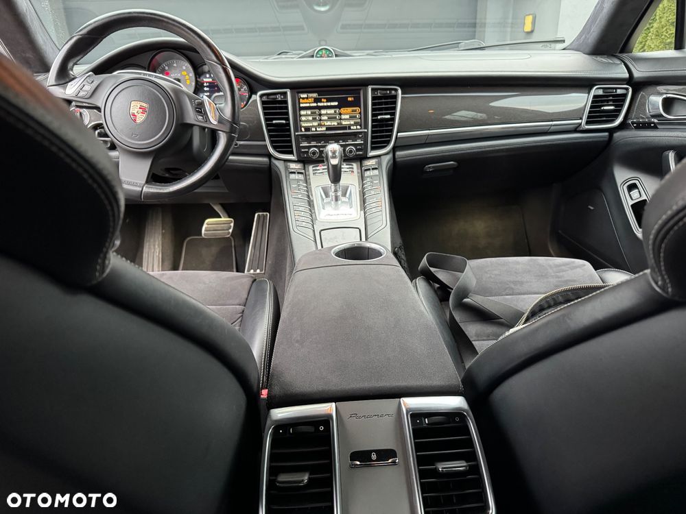 Porsche Panamera - 9