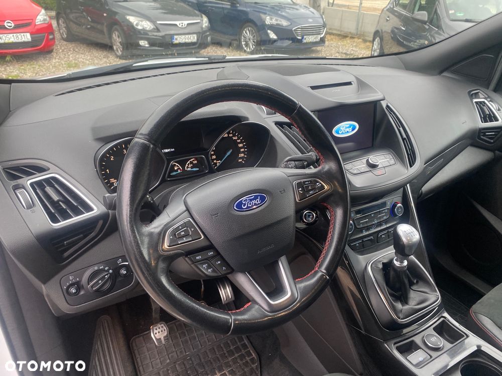 Ford Kuga 2.0 TDCi FWD ST-Line - 20