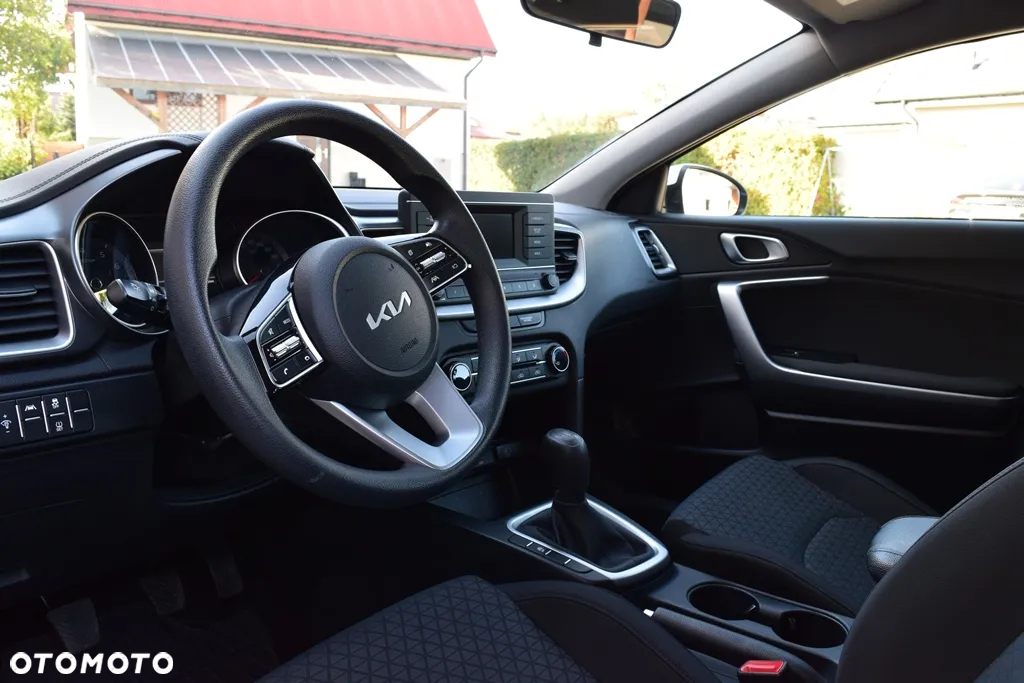 Kia Ceed 1.5 T-GDI S - 11