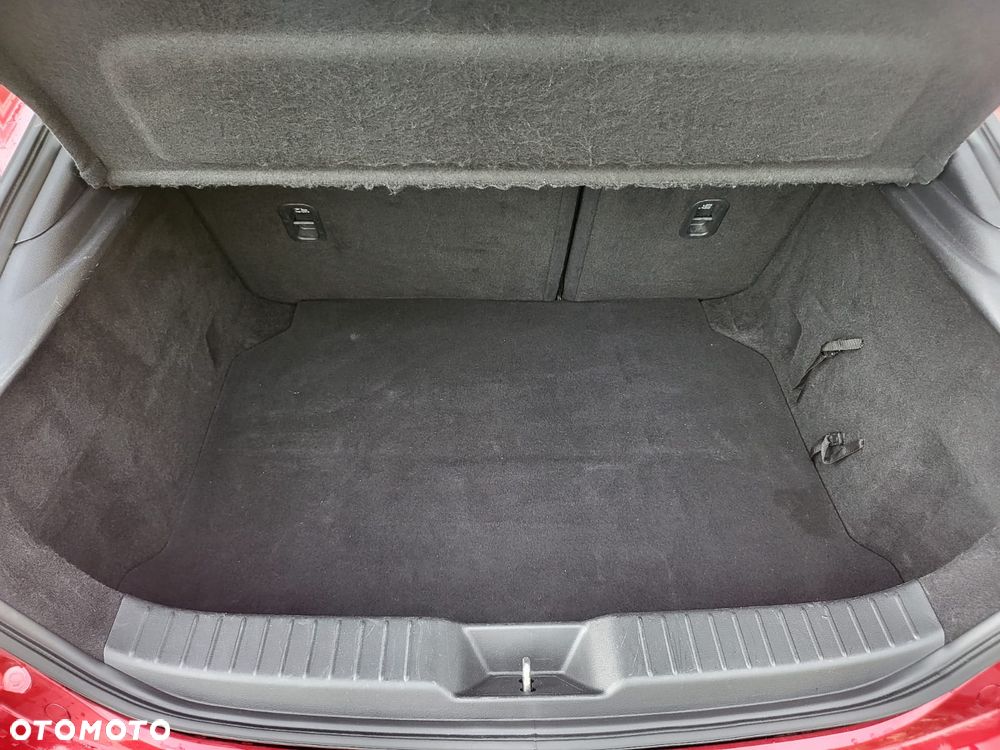 Mazda 3 SKYACTIV-D 1.8 - 27
