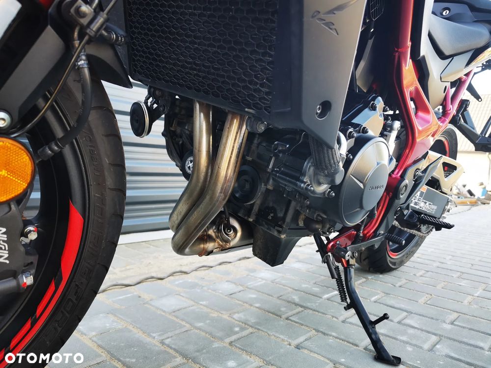 Honda Hornet - 14