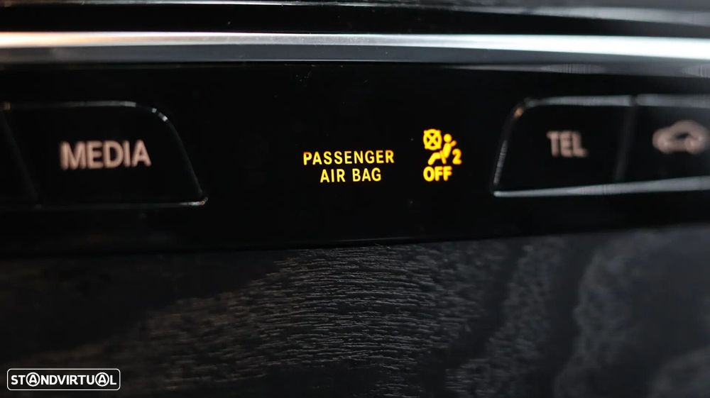 Mercedes-Benz C 200 d Station AMG Line - 23