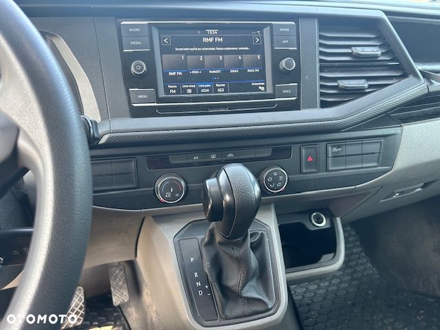 Volkswagen Transporter - 27