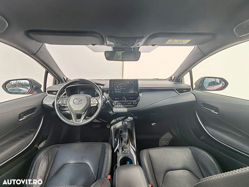 Toyota Corolla 2.0 HSD Exclusive Plus GR Sport - 13