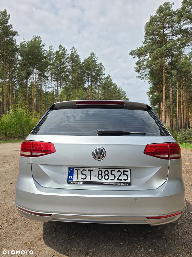 Volkswagen Passat 2.0 TDI (BlueMotion Technology) Comfortline - 3