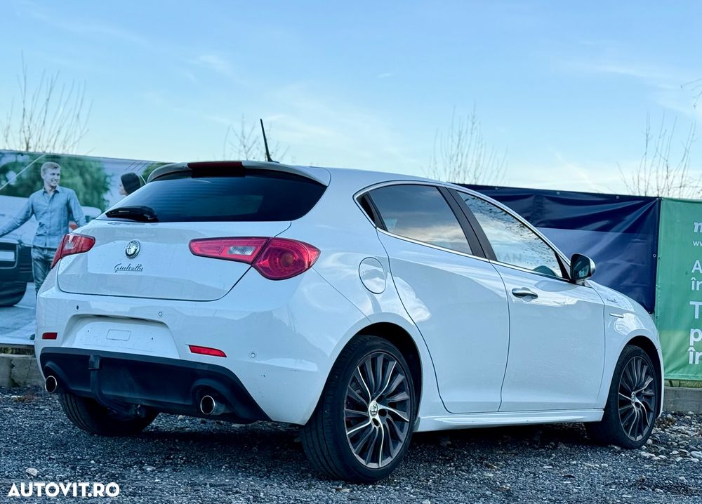 Alfa Romeo Giulietta 2.0 JTDM 16V TCT Sport - 3