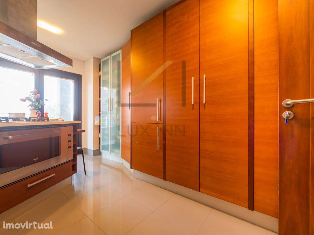 T2 com terraço (23 m²) e box para 3 carros - Malvarosa Parque, Alverca - Grande imagem: 5/47