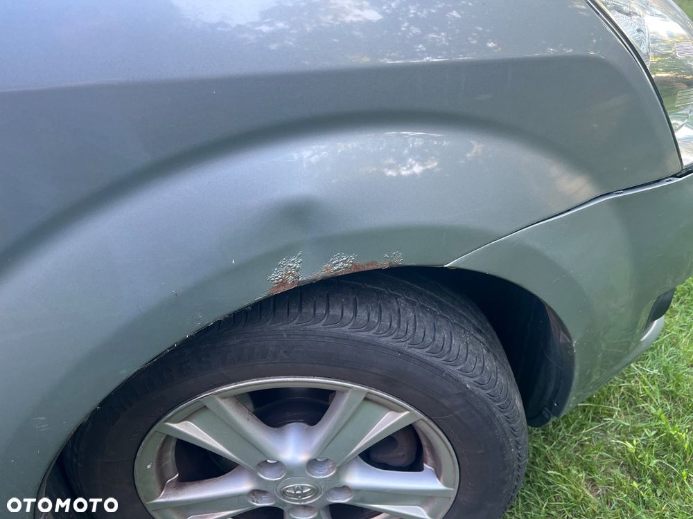 Toyota Corolla Verso 1.6 Premium - 4