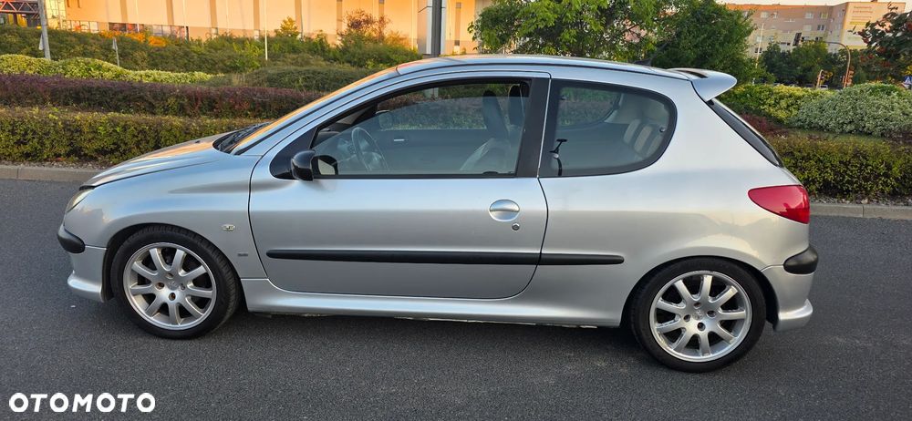 Peugeot 206 2.0 S16 - 8