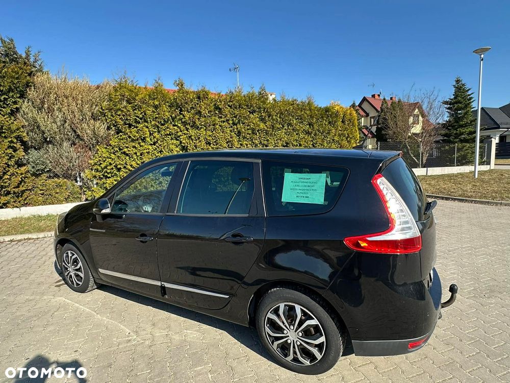 Renault Scenic 1.6 dCi Energy Bose - 9