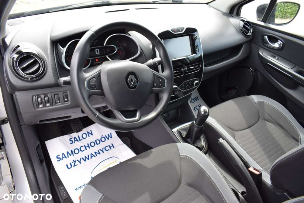 Renault Clio - 16