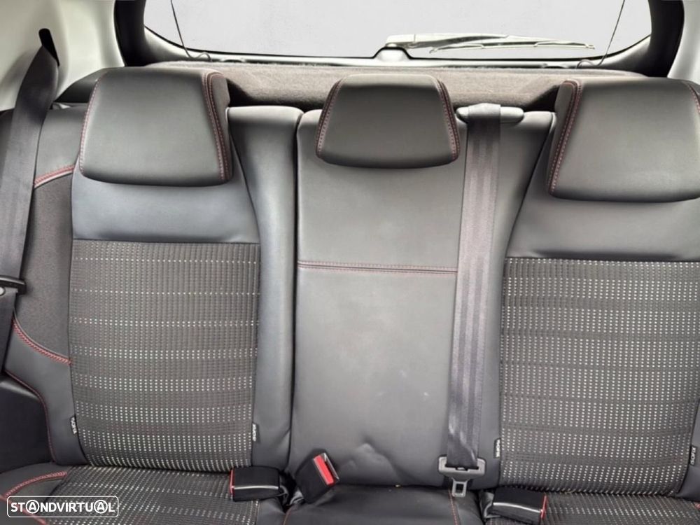 Peugeot 208 1.2 PureTech GT Line - 13