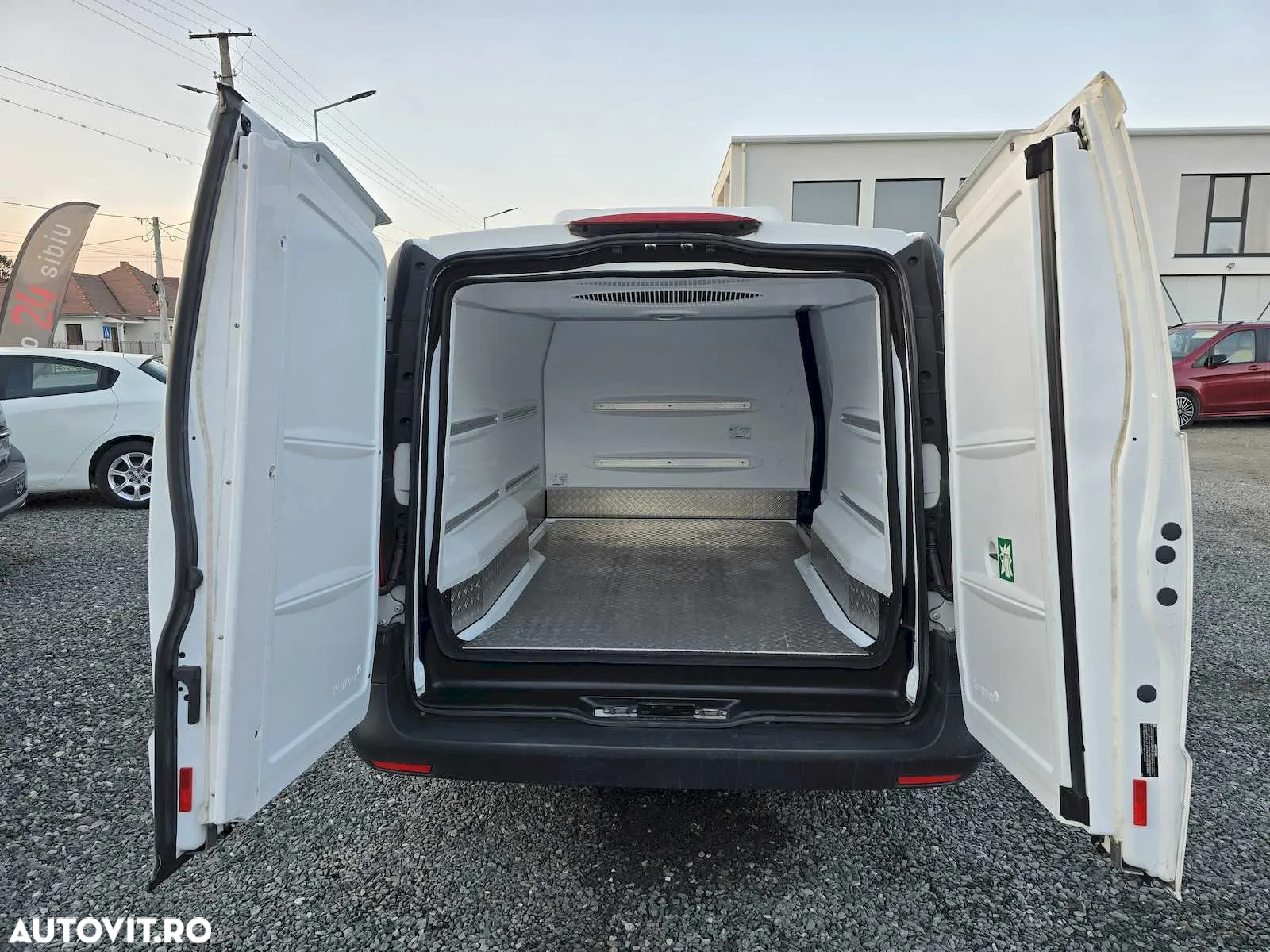 Mercedes-Benz Vito 114 CDI FRIGORIFIC KERSTNER 2021.AUTOMAT. - 11