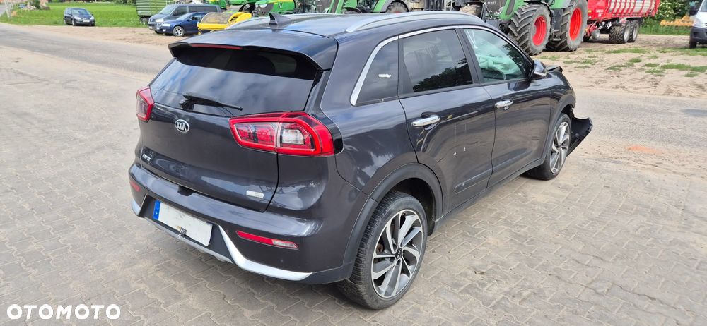 Kia Niro - 12