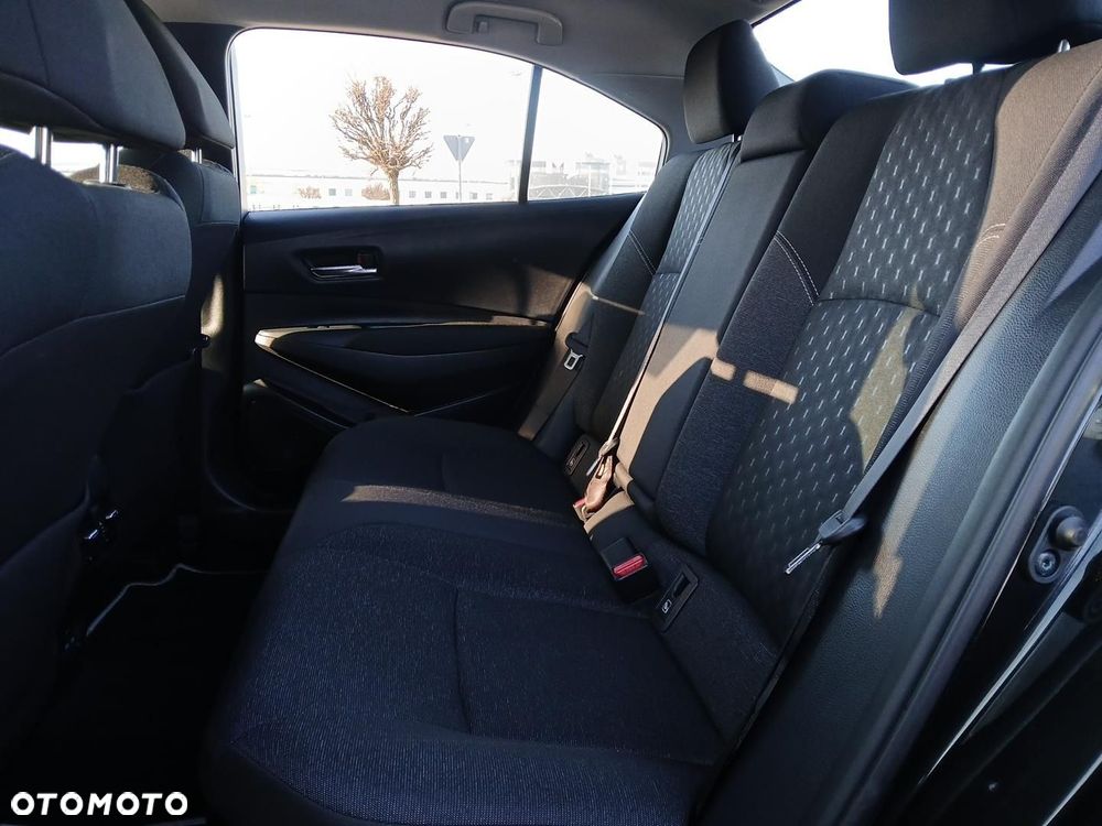 Toyota Corolla 1.8 Hybrid Comfort - 16