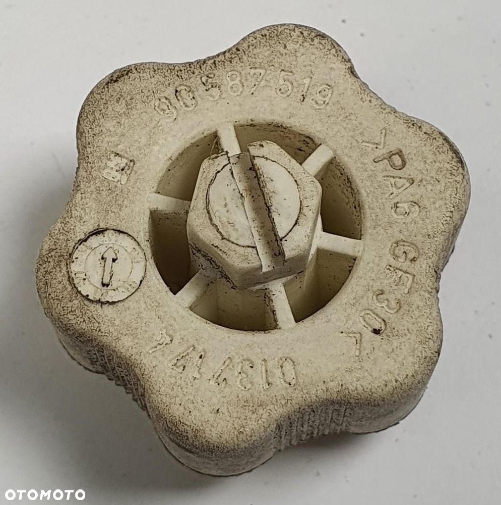 NAKRĘTKA MOTYL LAMPY TYŁ TYLNEJ OPEL ASTRA II G 90587519 - 1