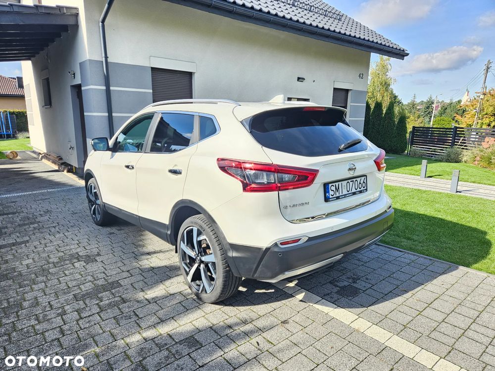 Nissan Qashqai 1.3 DIG-T TEKNA+ - 6