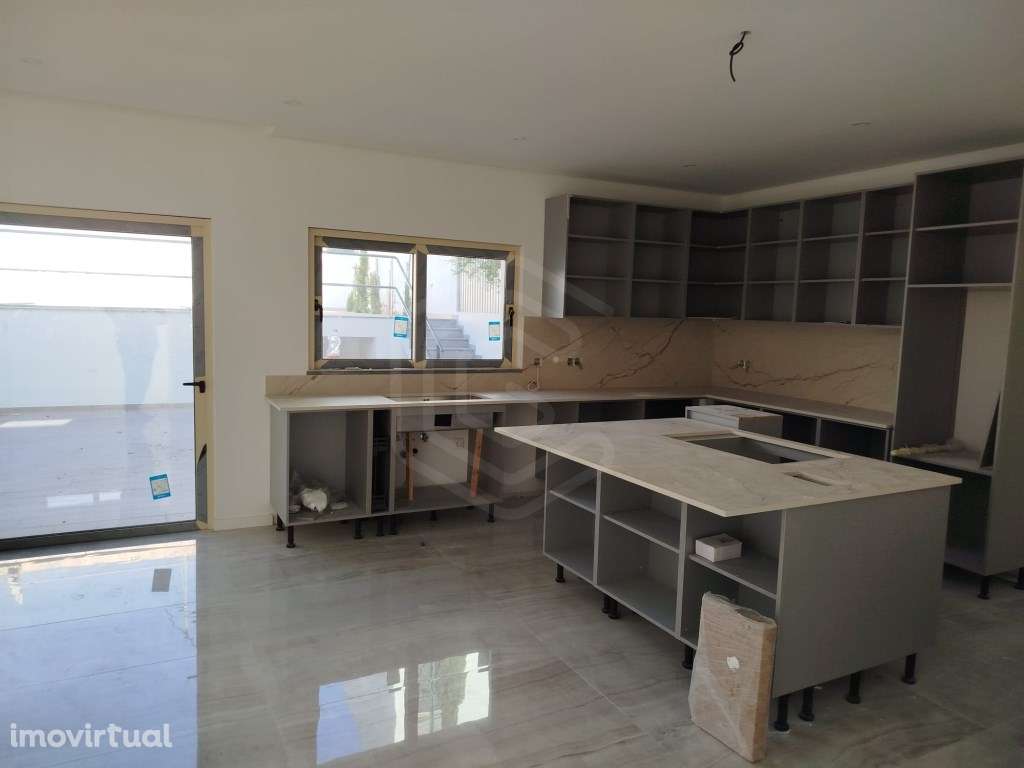 Moradia T3 com piscina em Moncarapacho, Algarve - Grande imagem: 3/15