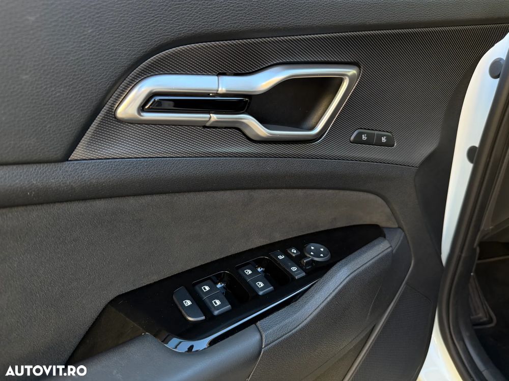 Kia Sportage 1.6 T-GDI PHEV 6AT 4x4 GT Line - 12