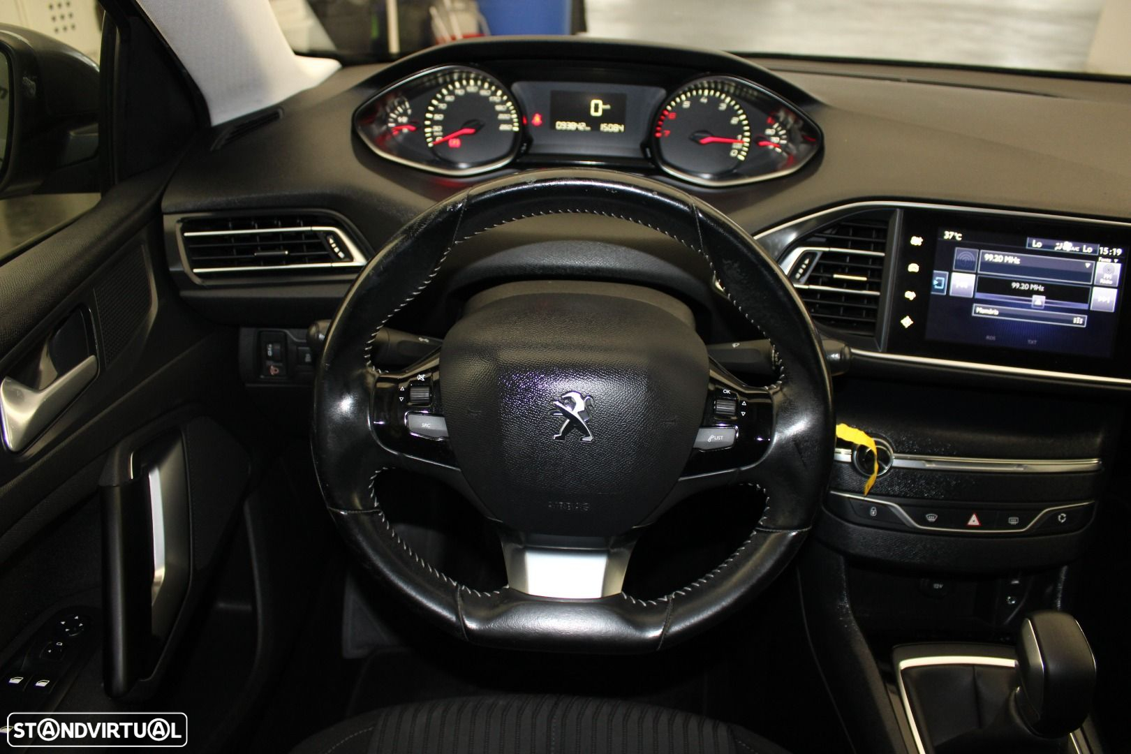 Peugeot 308 1.2 PureTech Business Line - 10