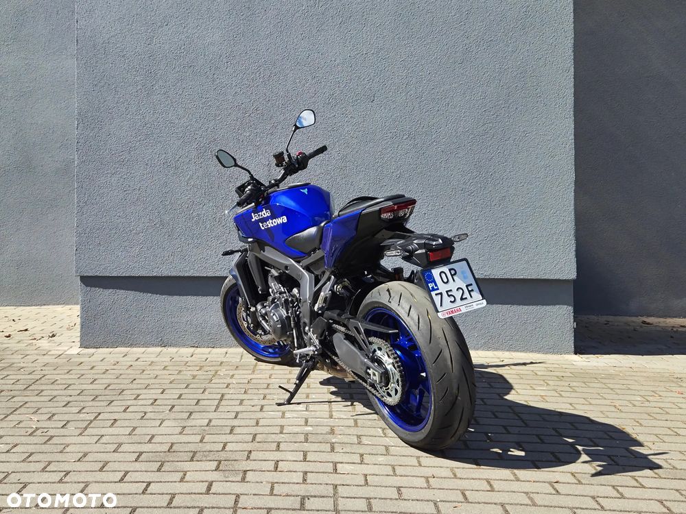 Yamaha MT - 12