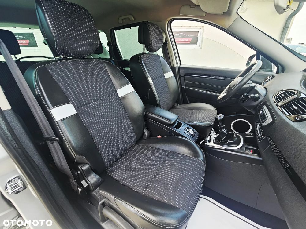 Renault Scenic 1.6 dCi Energy Limited - 10