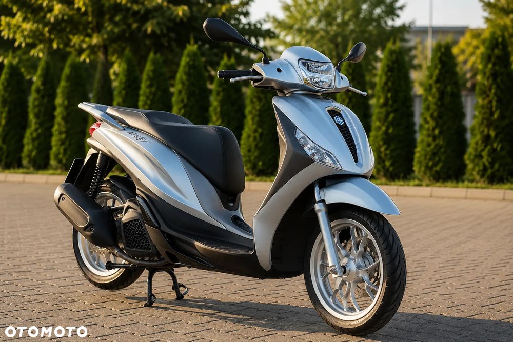 Piaggio Medley - 1