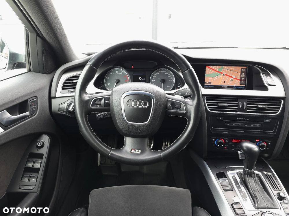 Audi S4 Avant S tronic - 10