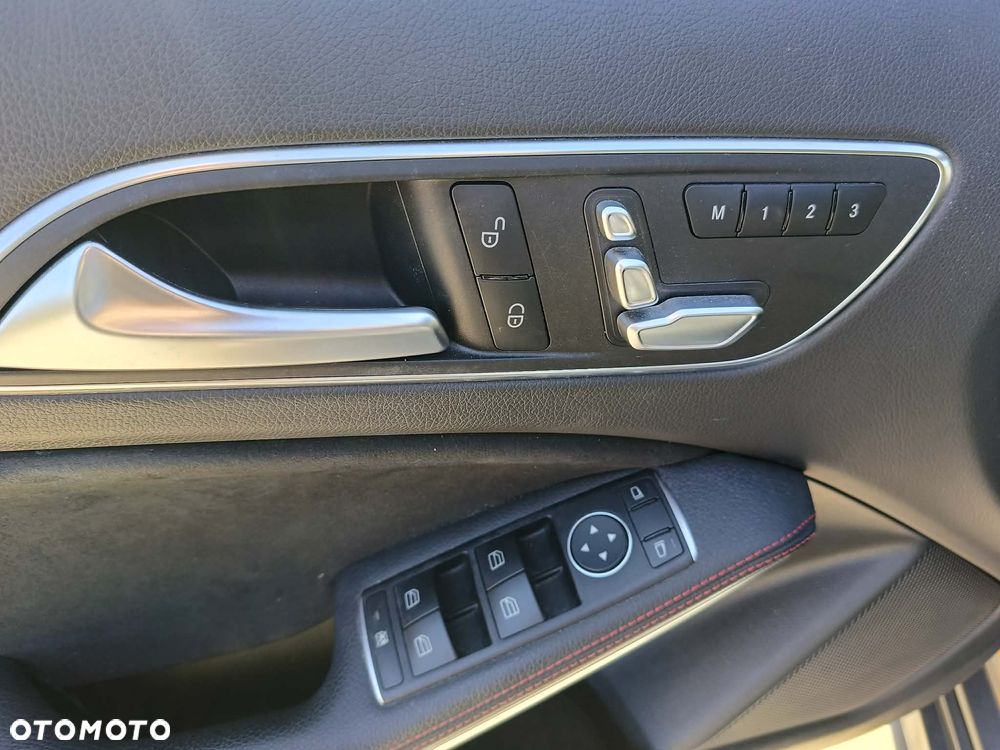 Mercedes-Benz Klasa A 200 7G-DCT AMG Line - 25