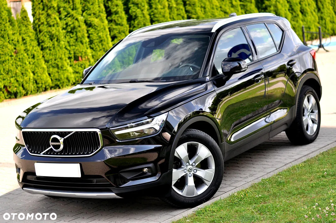 Volvo XC 40 T3 Momentum Pro - 4
