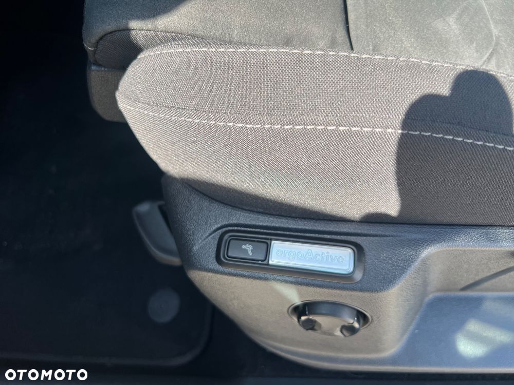 Volkswagen Tiguan 2.0 TDI SCR Active DSG - 7