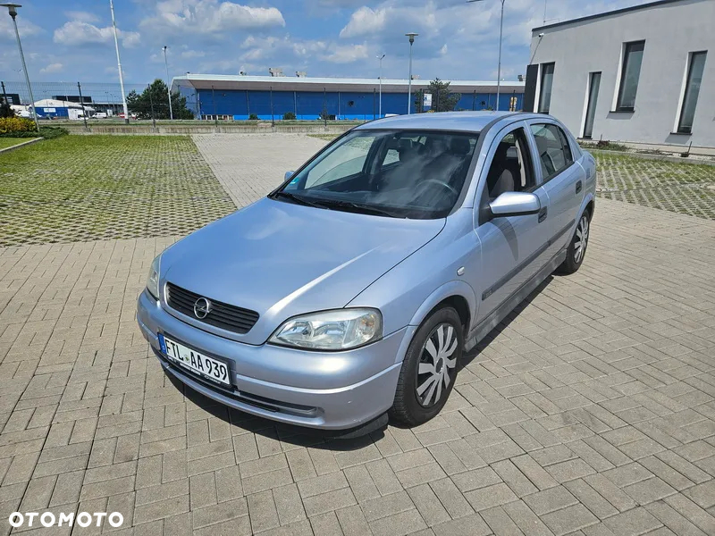 Opel Astra - 10