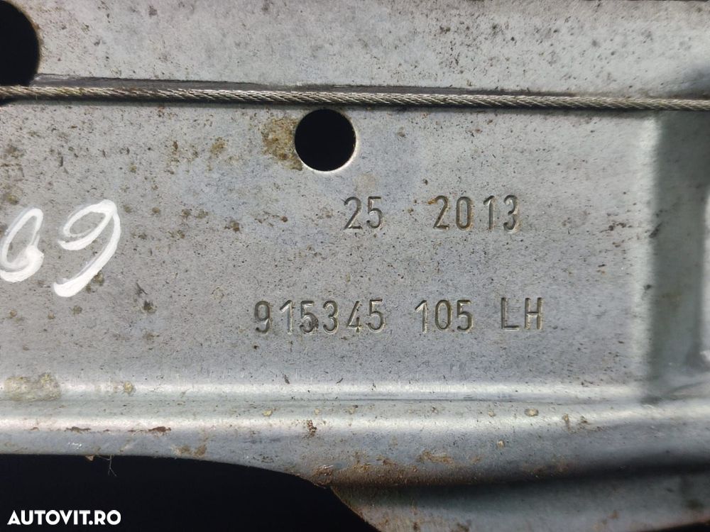 Macara stanga spate 915345105LH Opel Astra J [facelift] [2012 - 2018] - 2